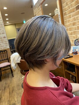 ラ ブレア(La Brea) ハンサムショート