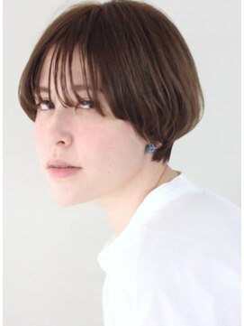 サーカス バイ ビュートリアム 青山(CIRCUS by BEAUTRIUM) 大人可愛い　丸み　マッシュショート　30代 40代