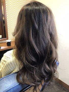 チュラック(Chulack) 【CHULUCK】ロング/ダークアッシュ/艶カラー