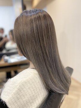 アールヘア(ar hair) 惣田オリジナルカラー アッシュシルバーバレイヤージュ