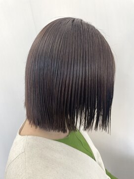 ビルド(build) 【艶感】切りっぱなしボブ×グレージュカラー/新越谷 南越谷
