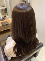 大人かわいいコテ巻き＊カール＊ショコラベージュA ZinaCENTRAL