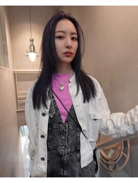 ジーナ オモテサンドウ(XENA) ブルーラベンダー×レイヤー　(表参道)