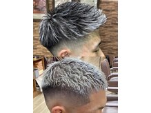 ムア(MUA)