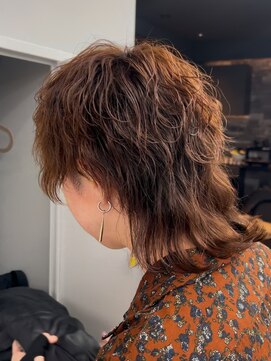 ネイロ 北千住(NeiRo) メンズマッシュ刈り上げ波巻きツイストスパイラルパーマ北千住