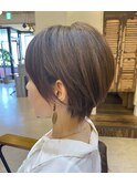 くびれショートボブ