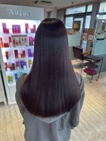 ヘアー ワークス ボナ 前橋店(HAIR WORKS bona.)&nbsp;毛先までストンとまとまる、極上の手触り◎艶感ストレート