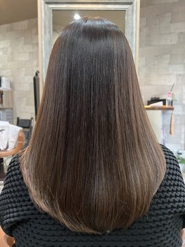 ハコ(H.A.Co) 扱い辛い癖毛を縮毛矯正で艶髪にチェンジです。