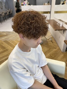 アレス バイ シカ 神戸三宮元町店(ALLES by Cica) 神戸三宮波巻きスパイラル