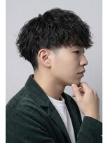 レボ 片町店(Revo)&nbsp;ニュアンスパーマ×センターパート！