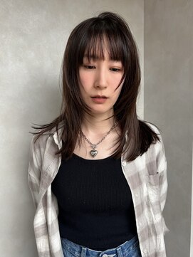 イルウィ(irwi) 【miku/トレンド】ハッシュカット/大人レイヤー/透明感/門前仲町