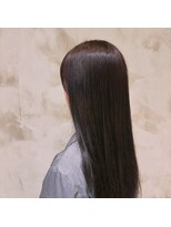 ポルム パプリカ(polum paprika)&nbsp;髪質改善トリートメントストレート艶カラーハイライトロングヘア