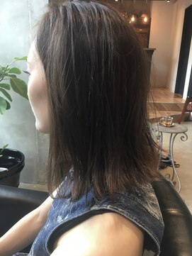 リアン(LieN) シルバーグレージュ×切りっぱなしロブ[東北沢　リアン]