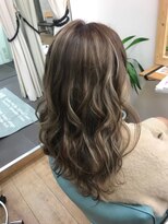 ヘアメイク ゼロサンヨンゴ(Hair Make 0345)&nbsp;ハイトーンハイライト【高倉麻未】