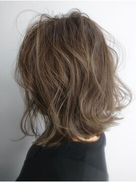 ブリス(VLISS) 外ハネウェーブ_3Dカラージグザグバング