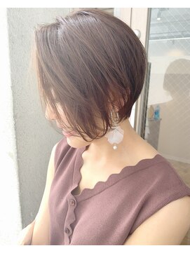 バリー(VALLEY) 【VALLEY haircare&spa】大人可愛い前下がりショートボブ