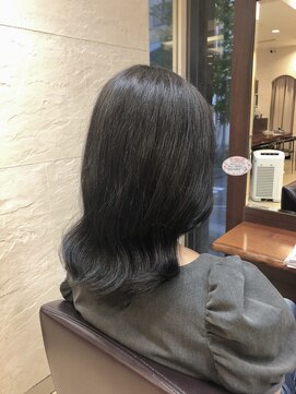 ファーレンピュアスウィート(fahren-pure-suite) ブリーチ無しグレージュ×ヨシン巻