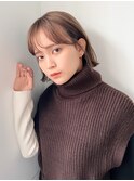 大人可愛い20代30代40代小顔ワンサイドショートボブ丸み前下がり