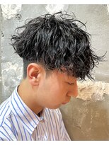 アカ(ACA)&nbsp;メンズカットパーマ波巻ツイストスパイラルパーマ札幌大通