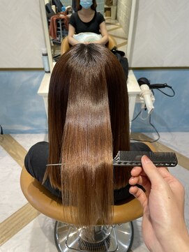 ロンド ストラーダ 心斎橋(Lond strada) ★酸性ストレートでうる艶美髪のススメ★