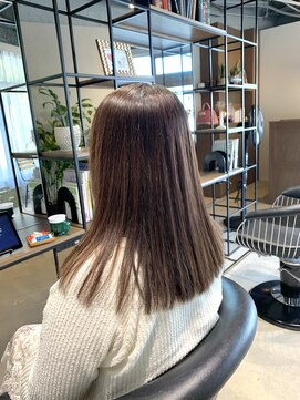 ユリイカビヨウシツ ストレートパーマ