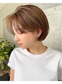 短くても女性らしさを失わない丸みのあるショート【小顔】