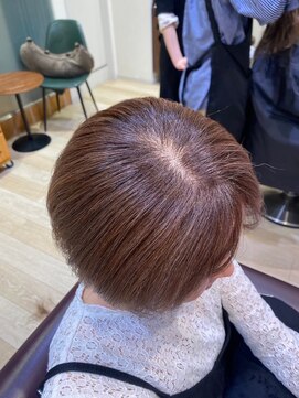 ステラバイケンジ(STELLA by KENJE) 脱白髪染めハイライト/白髪ぼかし藤沢/髪質改善ヘッドスパカット