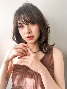 ネオリーブアイム 横浜西口店(Neolive aim) ミディアムレイヤー顔まわりカット横浜【成田】