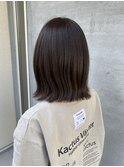 オリーブグレージュ