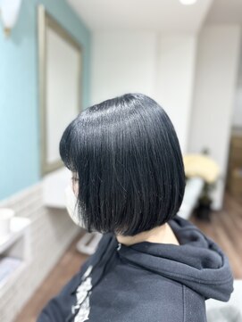 リリー(Re.ly) 色落ち可愛いネイビーカラー