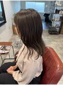オリーブブラウン