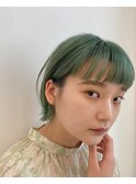 ペールグリーン