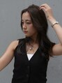ピークアブー 原宿ハラカド(PEEK-A-BOO) “自然体で魅せる”柔らかな大人のレイヤースタイル
