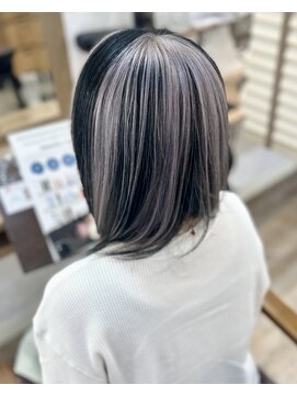 ラウラアンドロー(LAURA&RO) ダブルカラー/ケアブリーチ/インナーカラー/ベージュ【塚口】