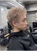 刈り上げアップバングスパイキーショートアクティブショート