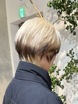 ヲタク(wotaku.) ホワイトブロンドエンドカラールーツカラー裾カラーショートボブ