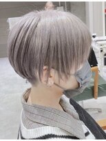 デイズ(days) 大人可愛いショート・ハイトーンショート・透明感カラー