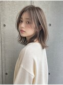 無造作レイヤーミディアムボブ×アッシュグレージュ
