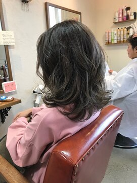 モカ ヘアーデザイン(moca HAIR DESIGN) 柔らかく見えるグレージュのグラデーションカラー