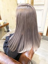 ジョージ(Jo-Ji)&nbsp;ホワイトグレー♯ハイライト♯インナー♯ブリーチ