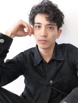 ウェイビーエフティフィフス 横浜西口(WAVEY ft.fifth)&nbsp;波巻きスパイラルツイストパーマ刈り上げマッシュセンターパート