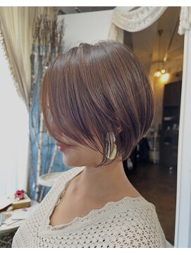 ロッティー(Rottie) 大人綺麗／ショートボブ￥グレージュ