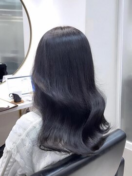 トッカ ヘアアンドトリートメント バイ リウム(tocca hair&treatment by Rium) 《韓国ヘア》ブルーブラック×ヨシンモリ