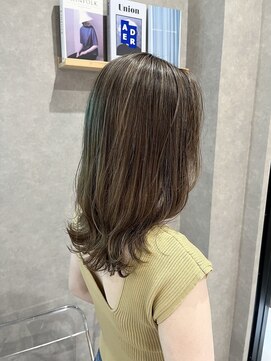 ムード タテマチ(mood tatemachi) 極細ハイライト　×グレージュ