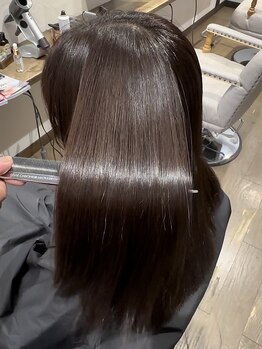 アスプラウト(a:Sprout)の写真/パサつき、表面のパヤパヤした髪にお悩みの方におすすめ！髪の芯から潤いを与え、毛先まで潤う美艶ヘアに♪