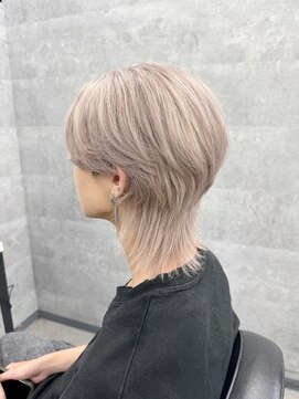 テイス 新宿(TACE) ホワイトベージュ[ネビージュ/黒髪/小顔/新宿]