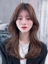 フィヴェント(Fivent)&nbsp;人気のニュアンスパーマくびれヘア/オリーブベージュで赤みオフ