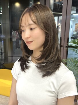 シティ(CITY) ワンカールレイヤー　韓国ヘア　ベージュカラー