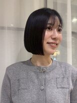 リュミエ ドゥ マッシュ(Lumier de mashu) 【大阪/梅田/茶屋町/中崎町】透明感ネイビー/切りっぱなしボブ