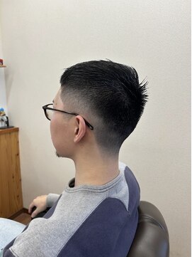 前髪短めクロップスタイル